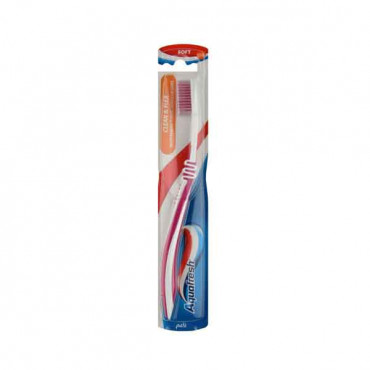 Aquafresh Clean&Flex Medium Tooth brush